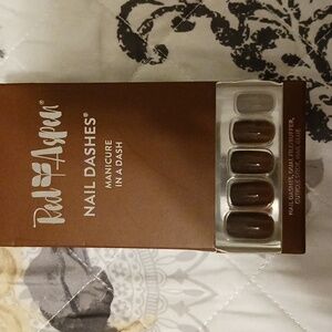 Red Aspen manicure in a dash